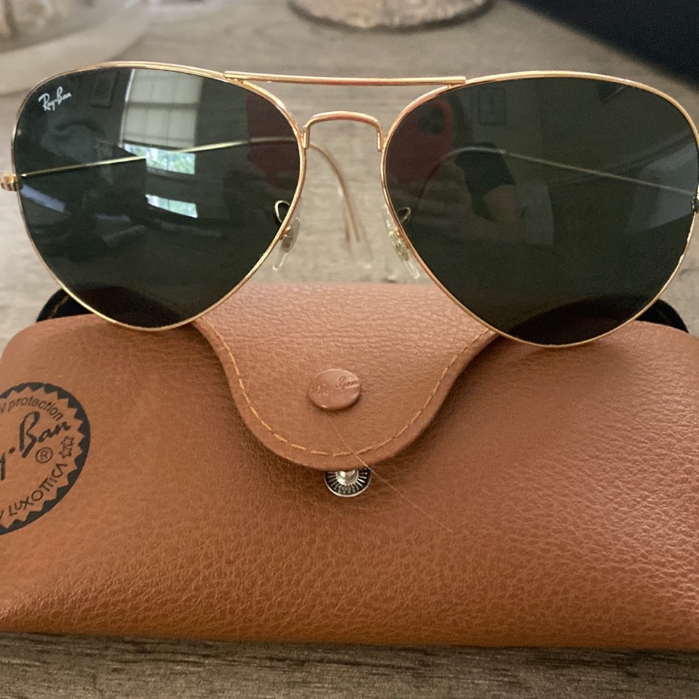 Ray ban aviator like new classic